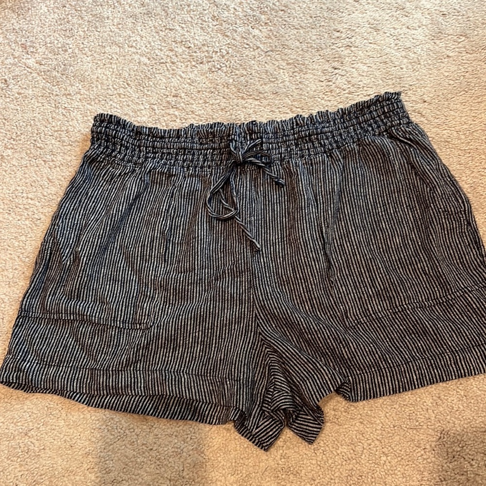Comfy shorts with pockets